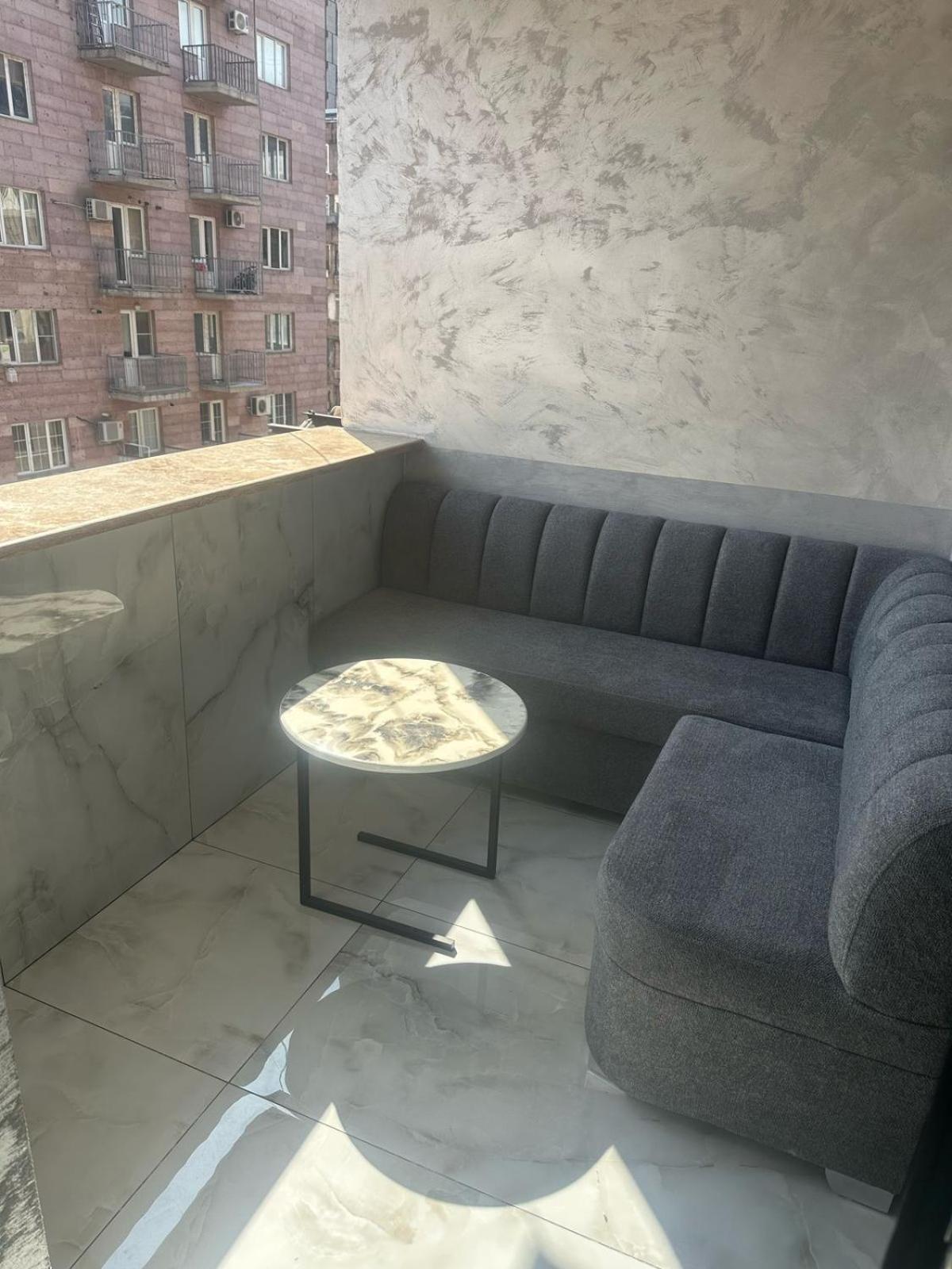 Luxuary Spacious 1Bedroom Apt,Centre 耶烈万 外观 照片