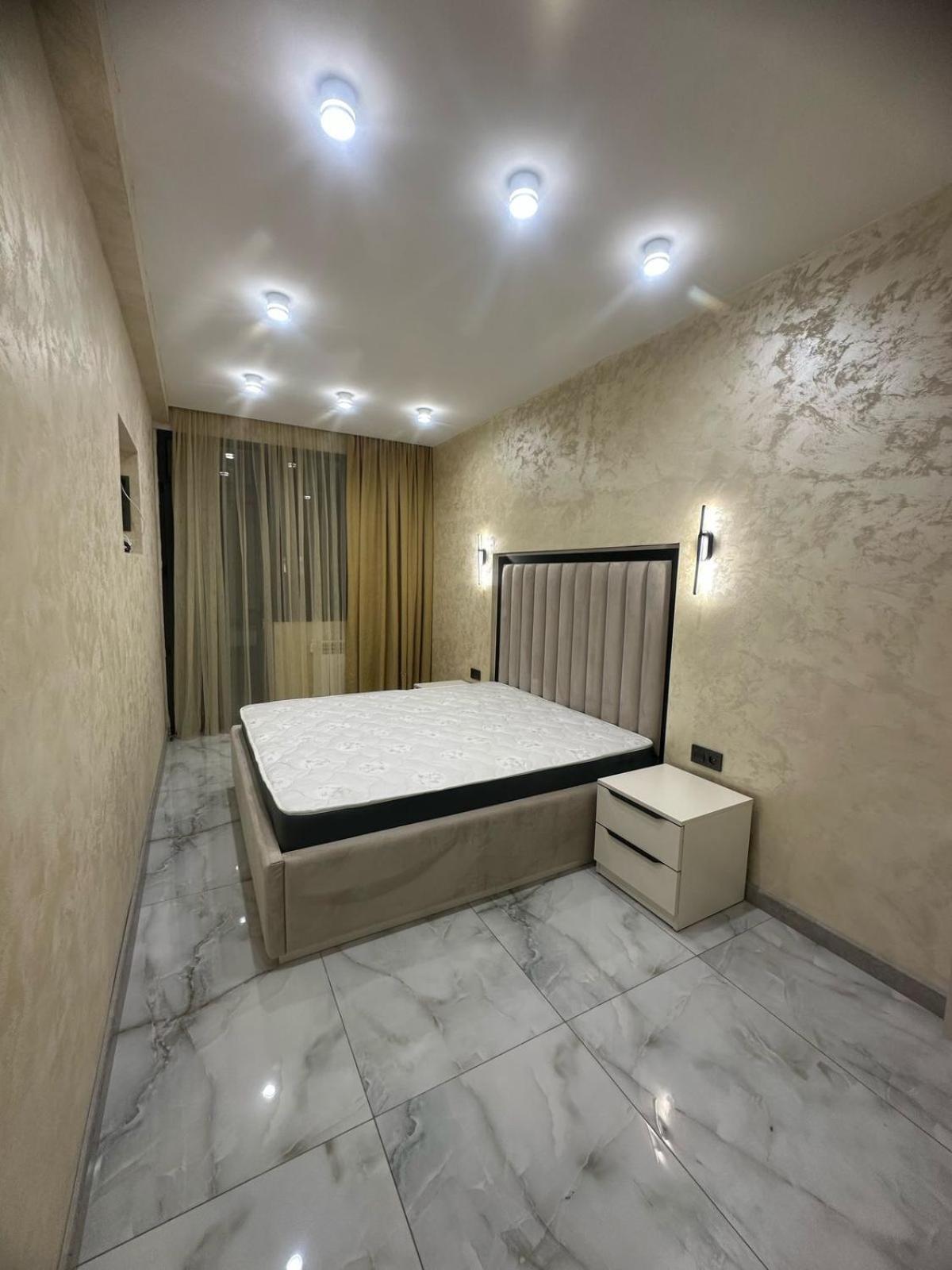 Luxuary Spacious 1Bedroom Apt,Centre 耶烈万 外观 照片